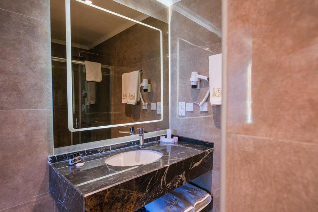 Ekor Elegance Hotel Famagusta  Luaran gambar