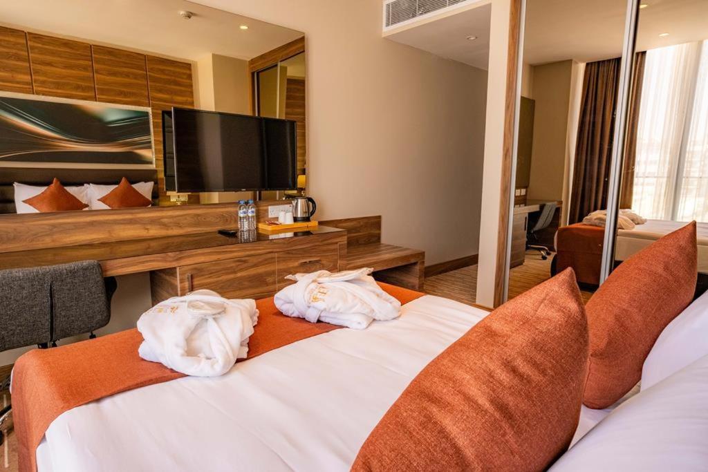 Ekor Elegance Hotel Famagusta  Luaran gambar
